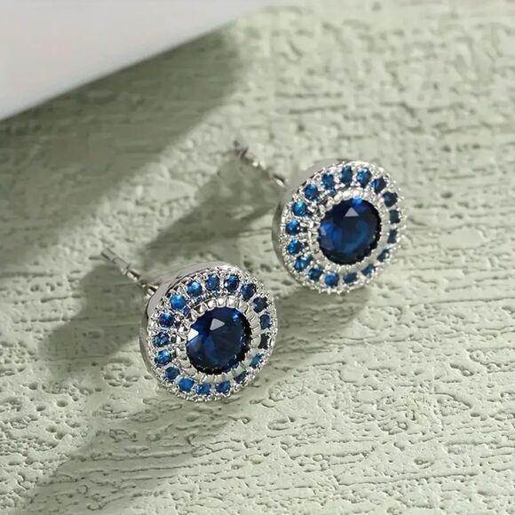 Elegant Round Cut Blue Crystal Silver Stud Earrings Sparkling Classic Fashion - Picture 2 of 6
